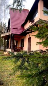 Будинок на березі гірської річки с. Гриньків Івано-Франківськ 12