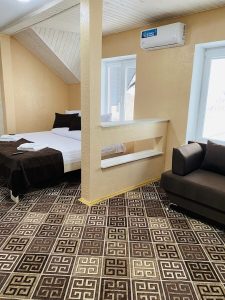 Готель Під Явором new с. Драгомирчани, Івано-Франківськ 3