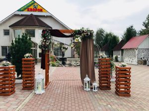 Відпочинковий Комплекс Під явором с. Драгомирчани, Івано-Франківськ 2