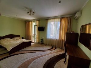 Готель Андінна Чернівці 16