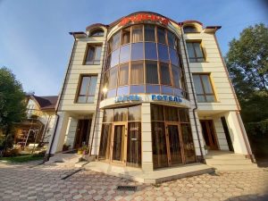 Готель Андінна Чернівці 8