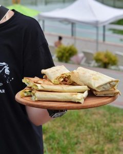Озеро-басейн Family Park BBQ Чернівці 18