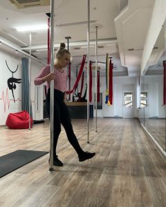 Повітряна гімнастика та спорту Aerial Sport Academy Чернівці 3