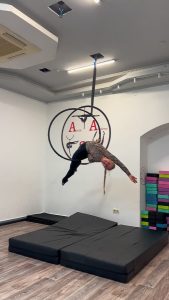 Повітряна гімнастика та спорту Aerial Sport Academy Чернівці 4