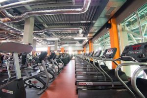 Тренажерний зал з басейном Sport Life Чернівці 3