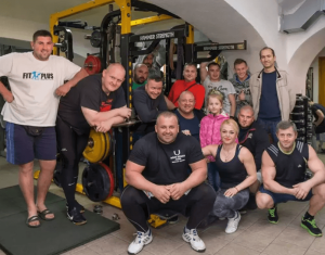 Тренувальний центр Аполлон на Кароля Мікулі, 4 Чернівці 7