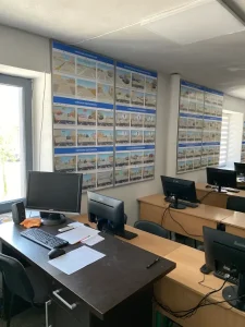 Автошкола Автолюб Карпати АВС на Степана Бандери, 77Б Івано-Франківськ 5