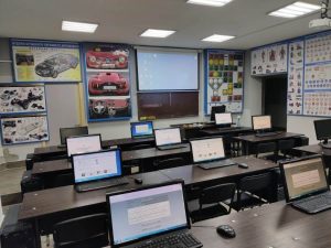 Автошкола Автолюб Карпати АВС на Юліана Целевича, 20а Івано-Франківськ 6