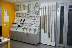 Магазин Світ Замків на Комарова, 10 Чернівці 15