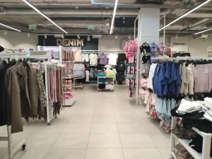 Магазин одягу Сінсей (Sinsay) на Княгині Ольги, 1 Рівне 4