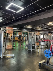 Тренажерний зал Спорт База Івано-Франківськ 14